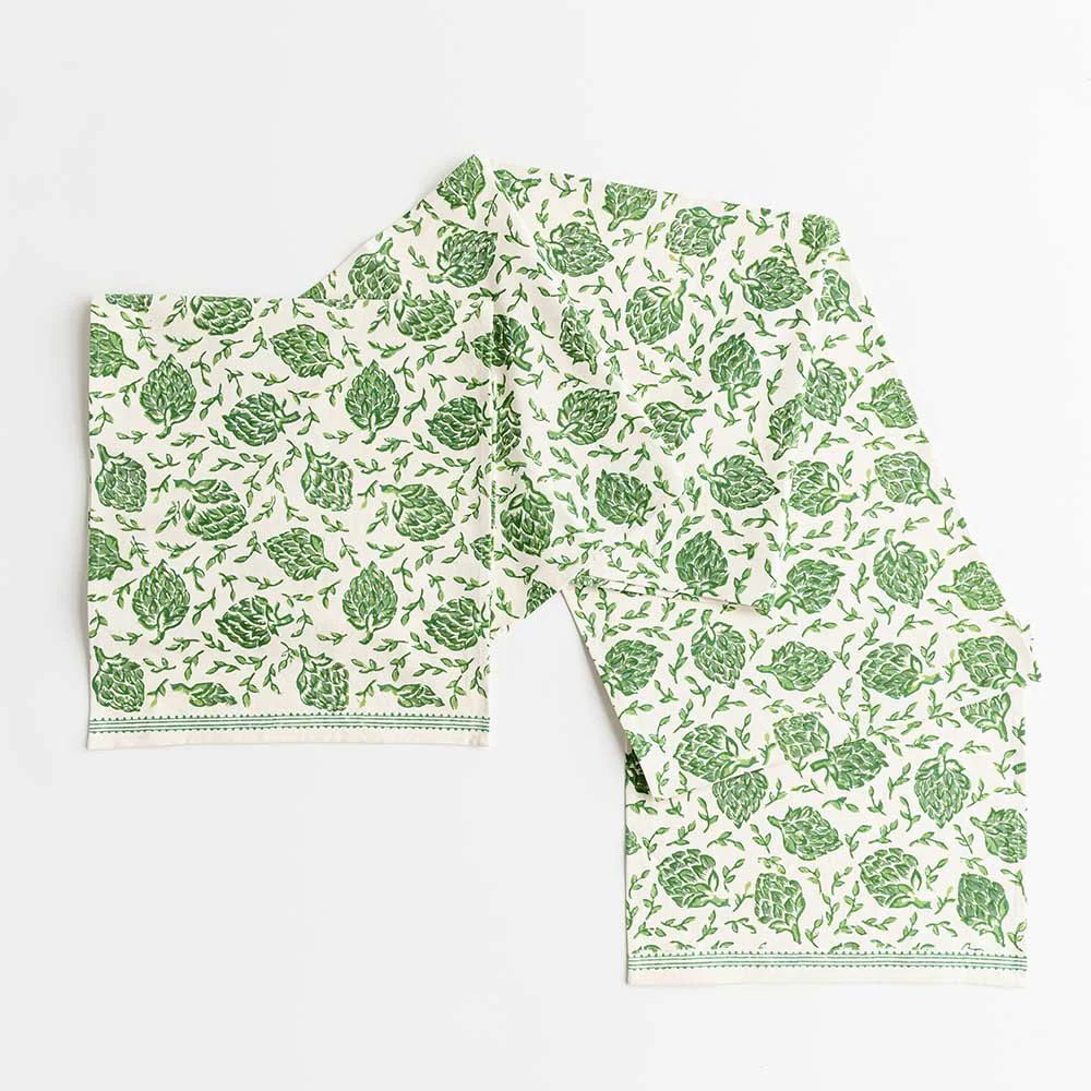 Dancing Artichokes Green Table Runner - Image 3