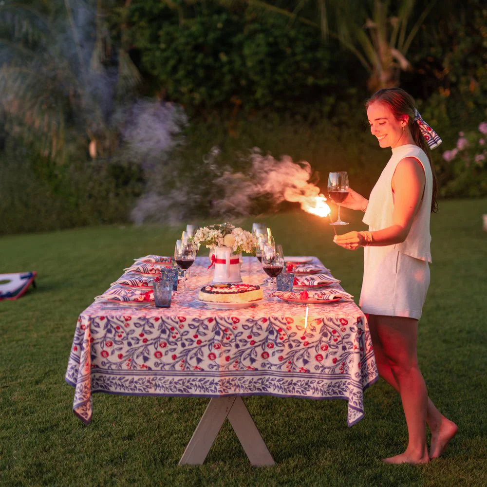 Emma Red & Blue Tablecloth - Image 4
