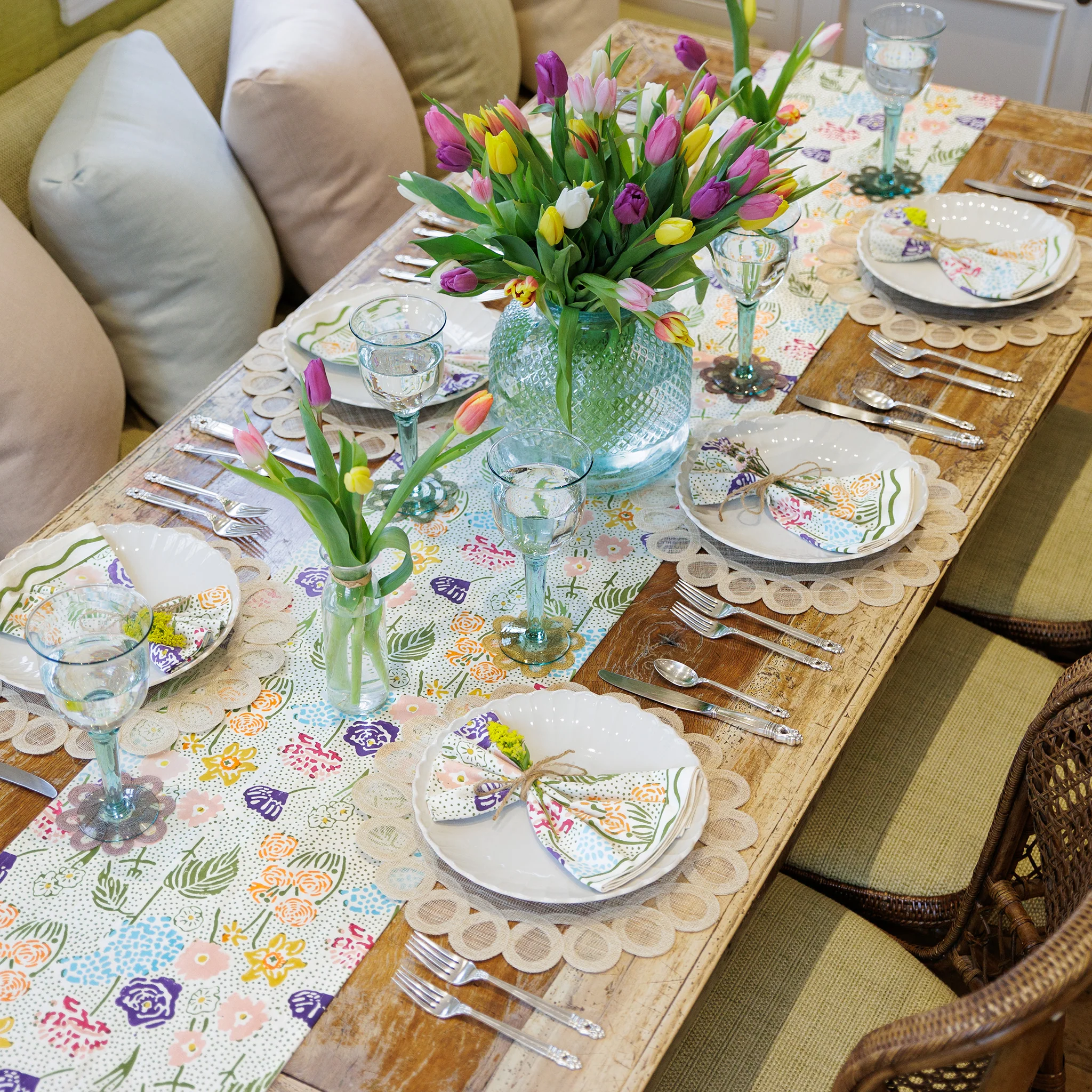 Festive Garden Table Runner - Image 2