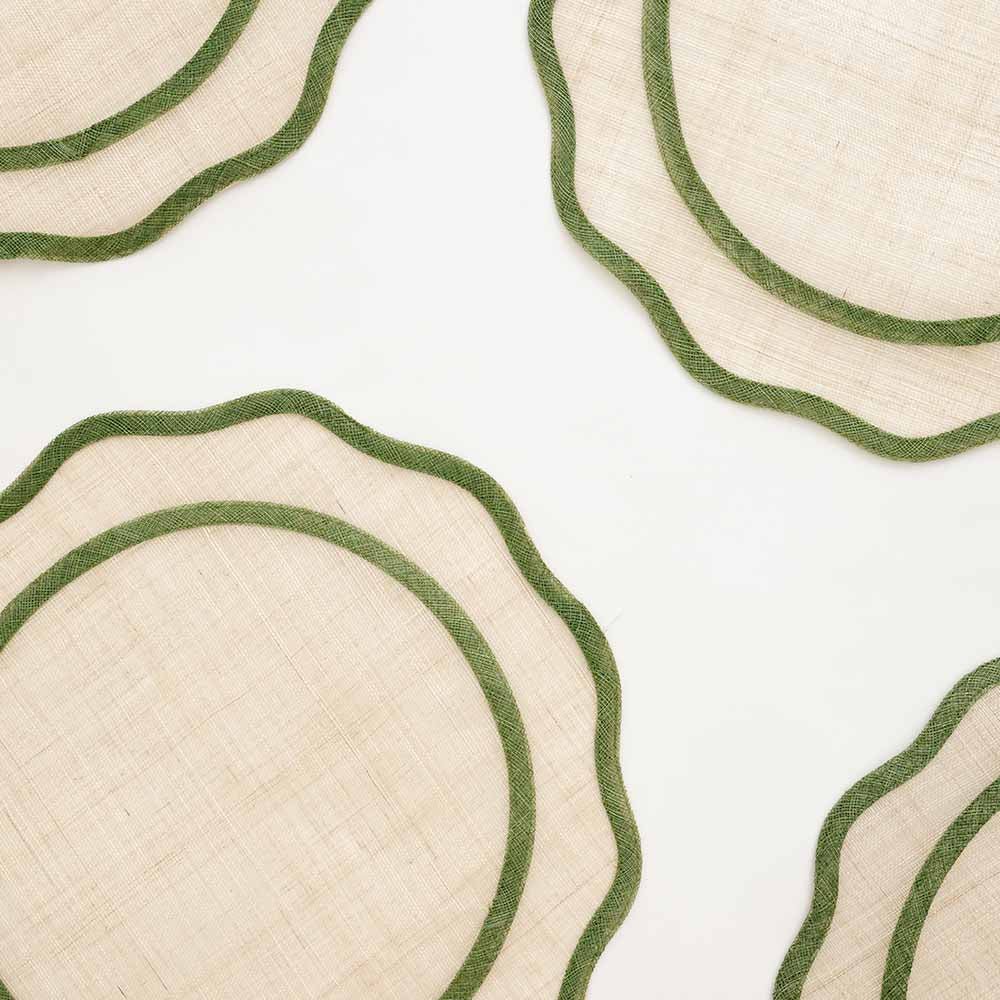 Green Scalloped Woven Placemat | Set of 4 - Image 3