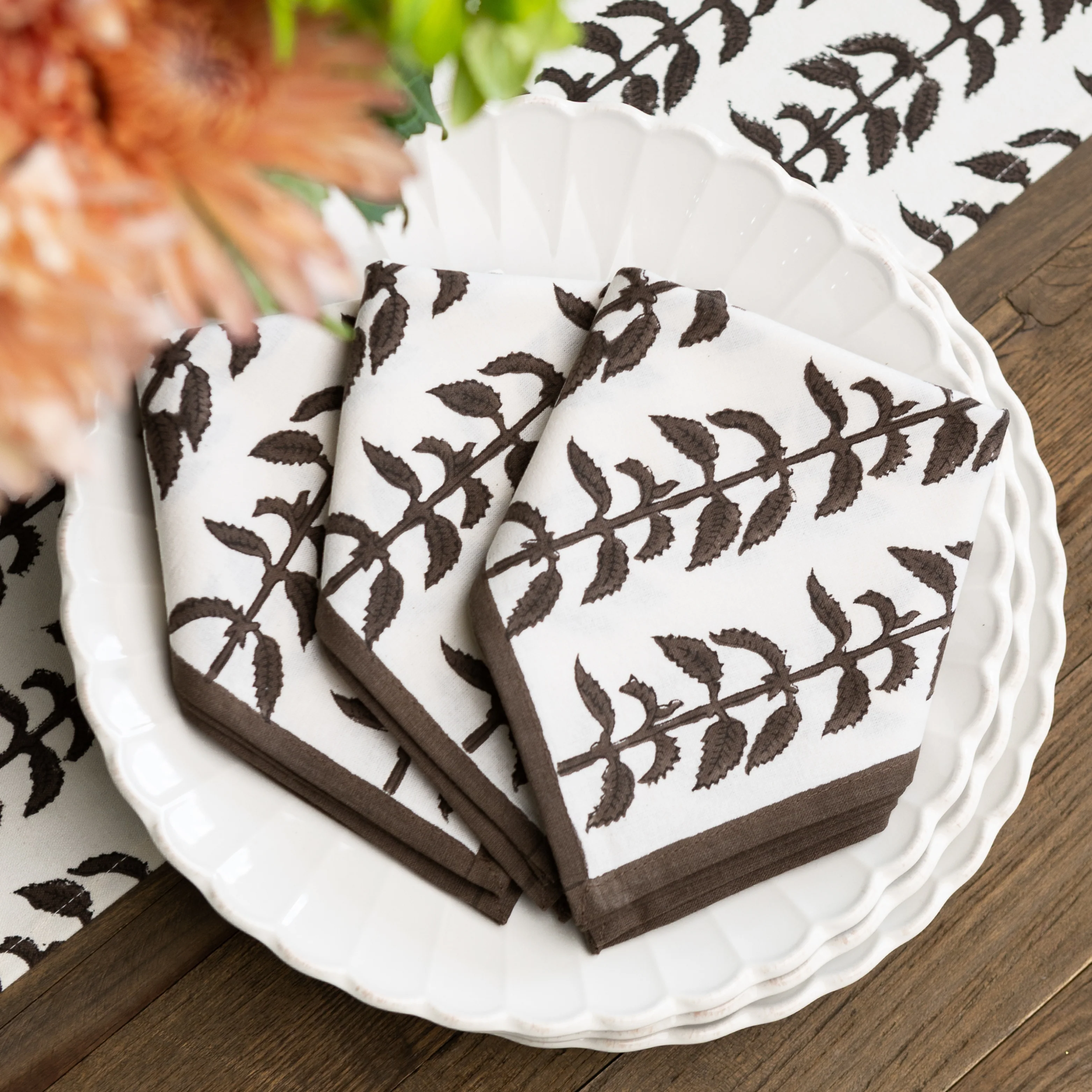 India Hicks Home Climbing Nettle Chocolate Napkin | Set of 4
