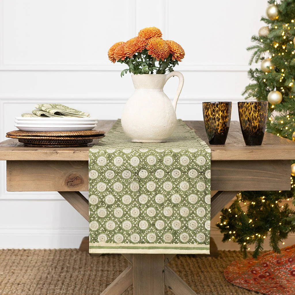 India Hicks Home Joker's Rosette Rum Table Runner