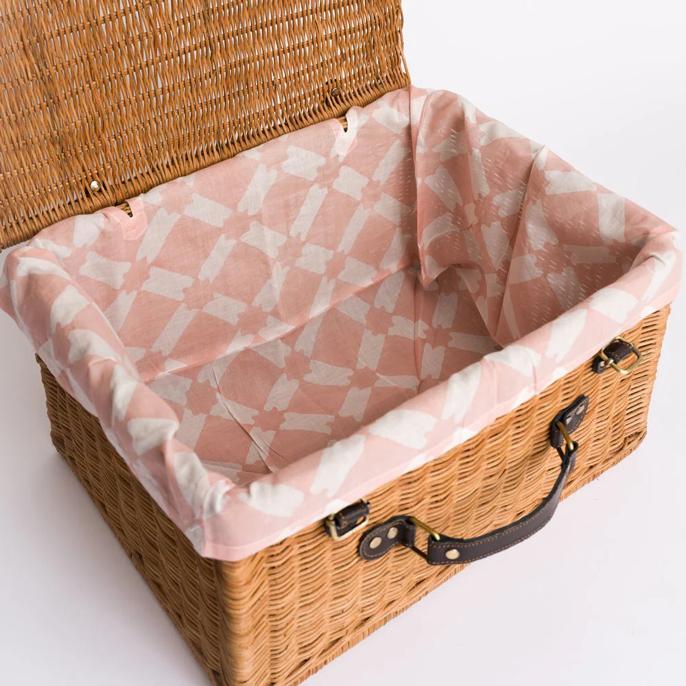 India Hicks Home Latticework Blush Picnic Basket - Image 3