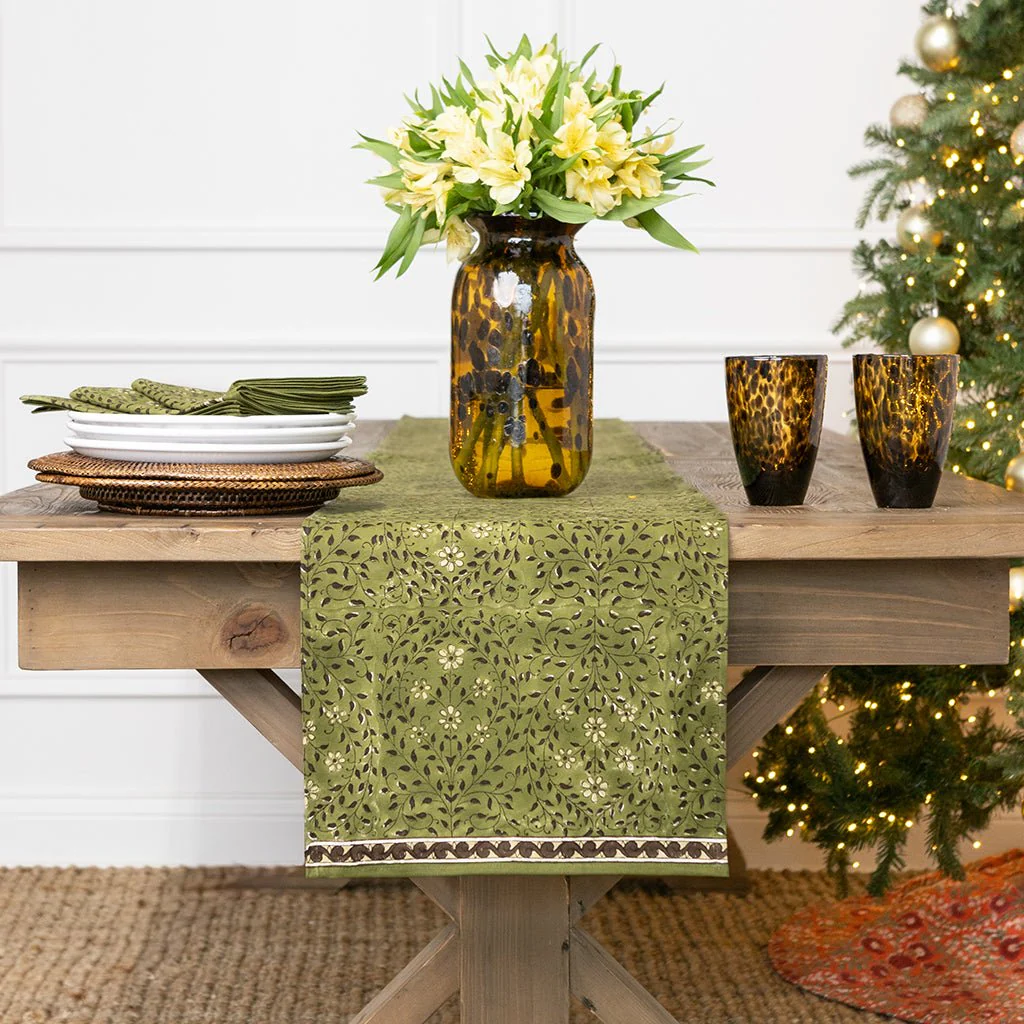 India Hicks Home Queen's Bloom Rum Table Runner
