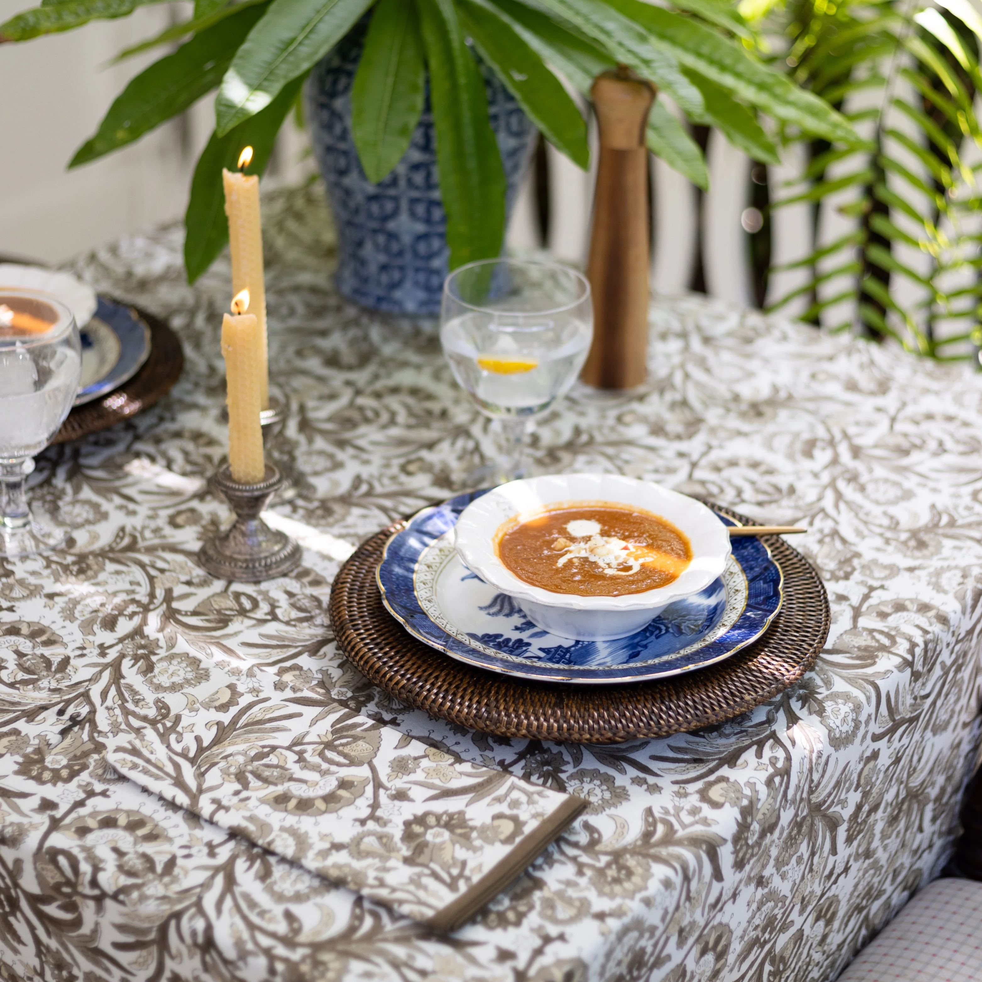 India Hicks Home Wildcard & Backgammon Mocha Tablecloth - Image 2