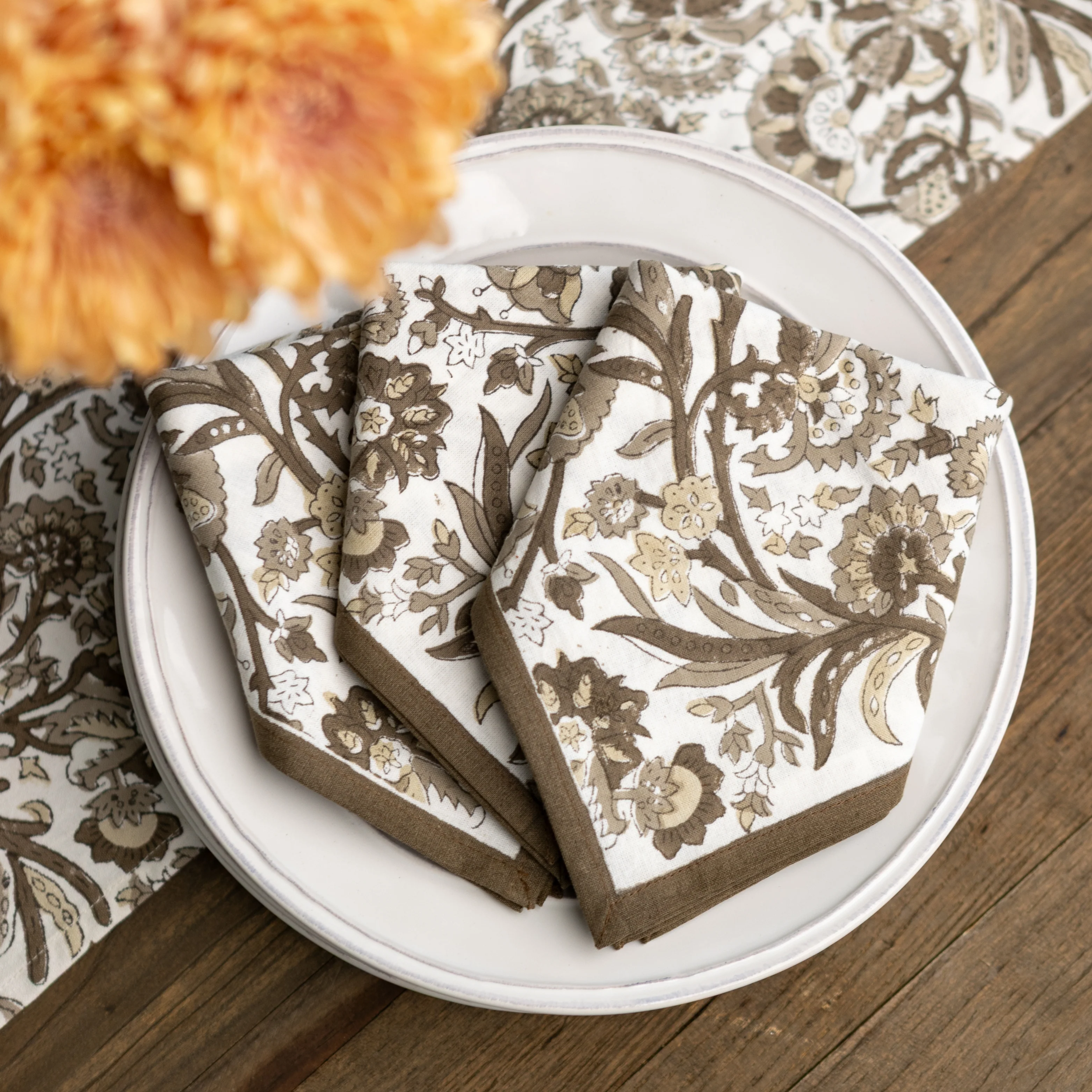 India Hicks Home Wildcard Mocha Napkin | Set of 4