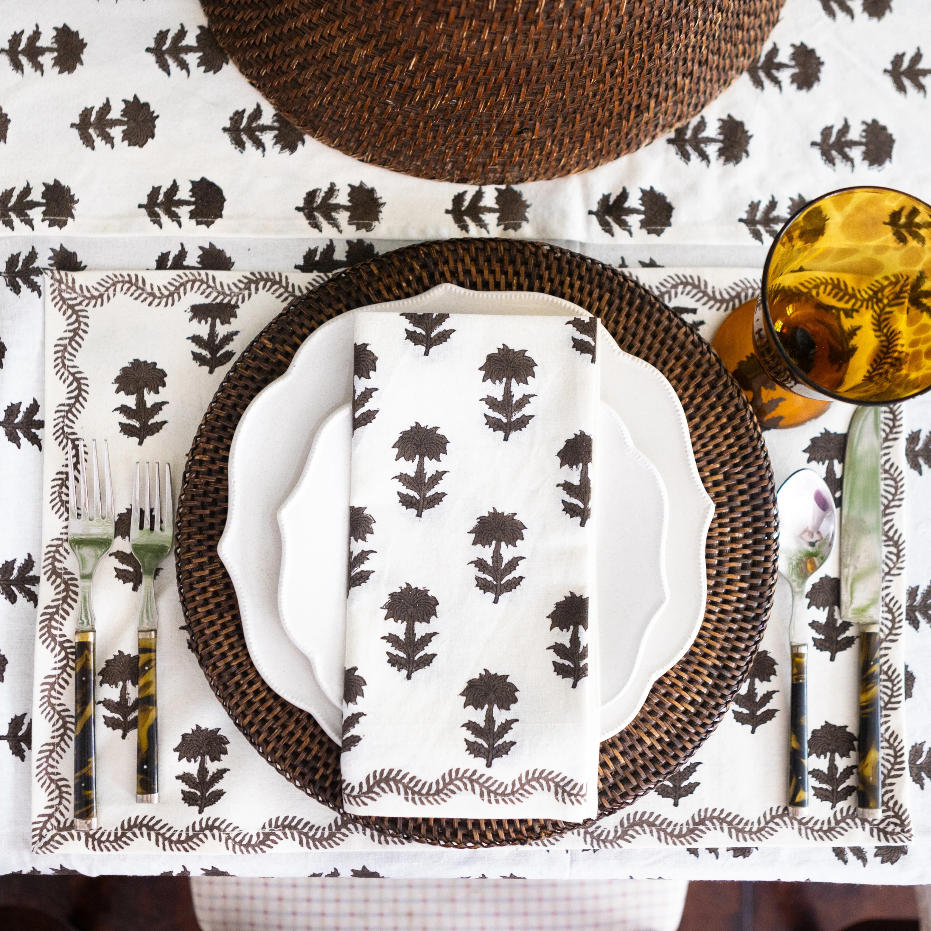 India Hicks Home Winter Flower Chocolate Placemat | Set of 4 - Image 4