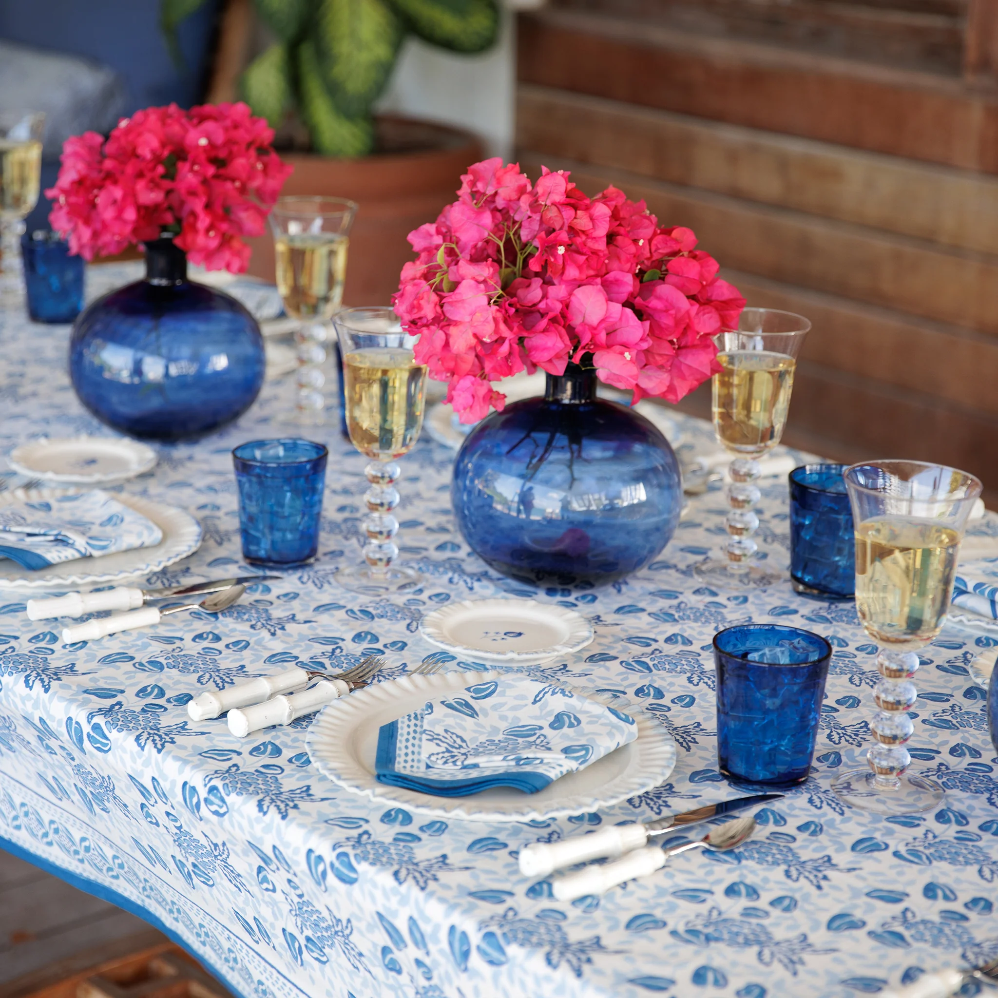 Pineapple Party Blue & White Tablecloth - Image 3