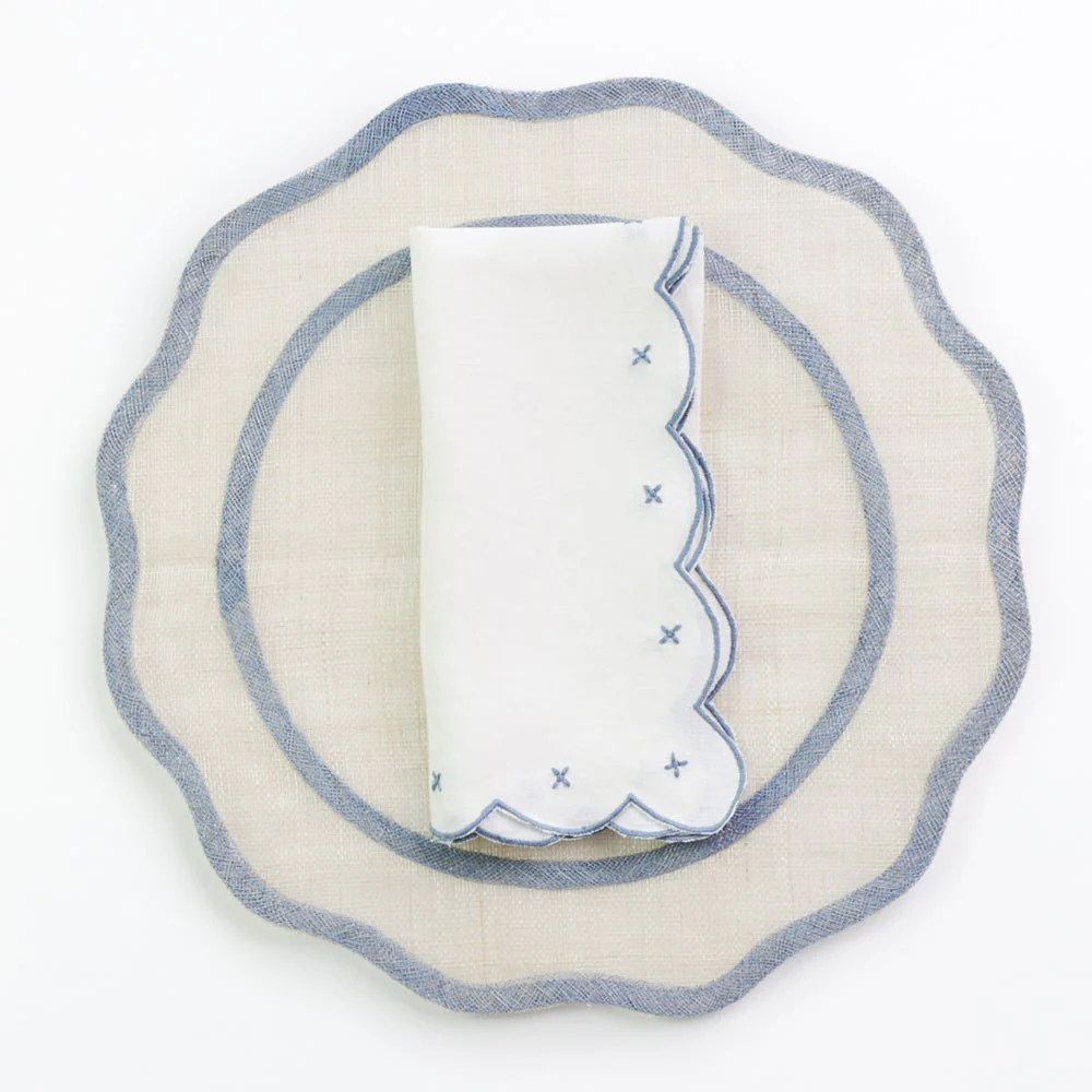 Scalloped Knot Light Blue Embroidered Linen Napkin | Set of 4 - Image 4