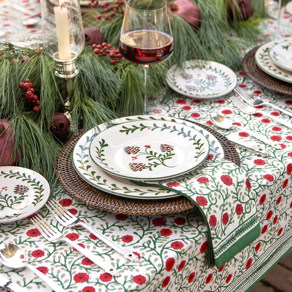Stephanie Red & Green Tablecloth - Image 4