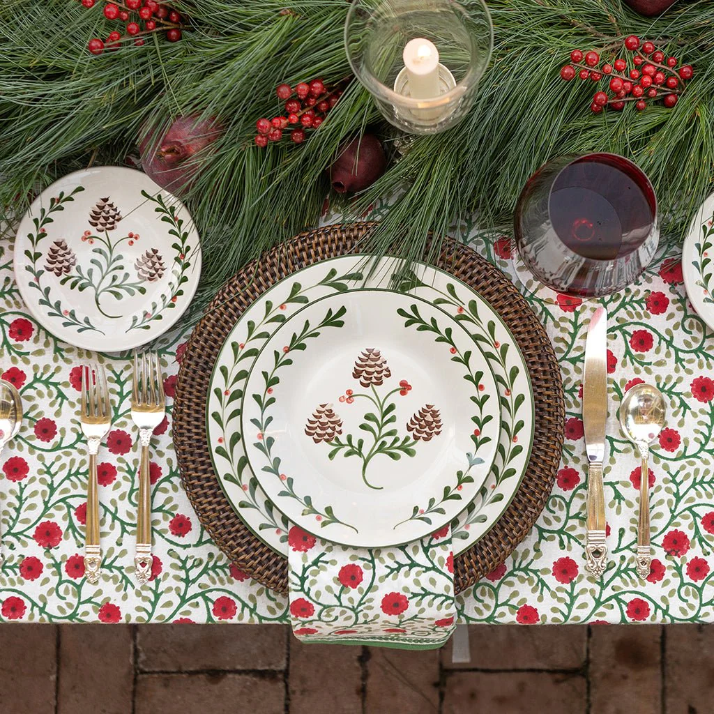 Stephanie Red & Green Tablecloth - Image 3