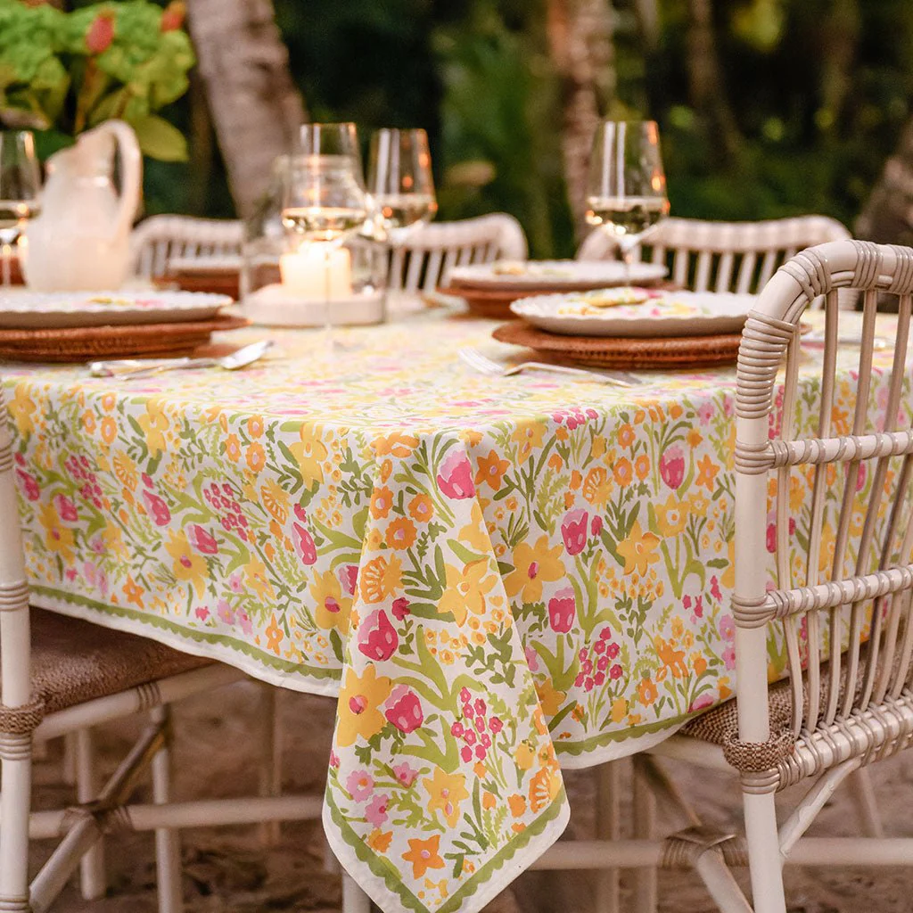 70s Flower Tablecloth