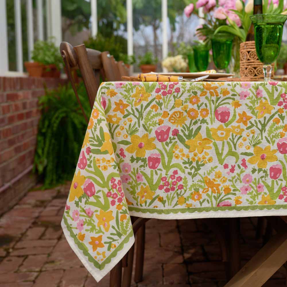 70s Flower Tablecloth - Image 5