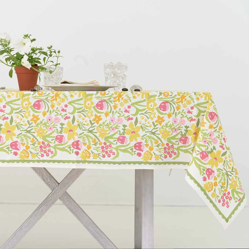 70s Flower Tablecloth - Image 4